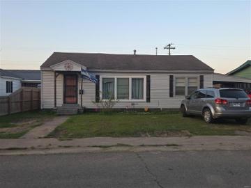 Cedar St