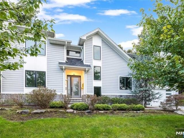 Cedar St, Cresskill, Home For Sale