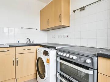 Cedarne Road, London, SW6 2DF, United Kingdom | 1 bed apartment for rent #137836348 | Rentberry