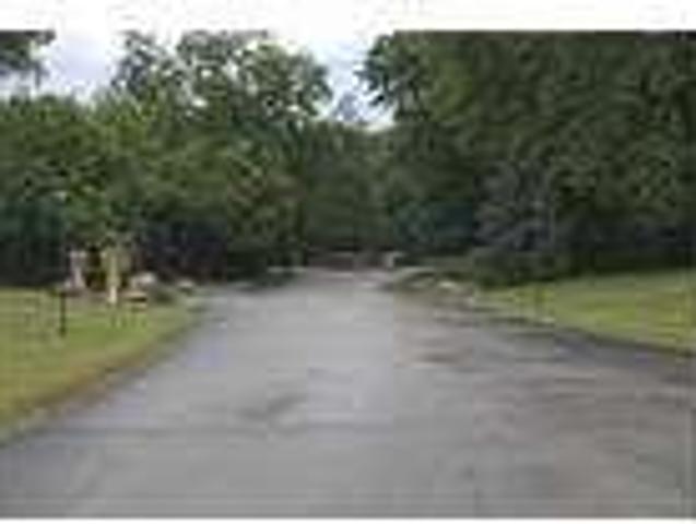 Cedarburg 2bd/1bth 1,050sqft Apartment for rent. $860/mo