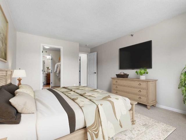 Cedars Lakeside 2 Bedroom Apartment for Rent at 2800 Rustic Pl, Roseville, MN 55117 Roseville