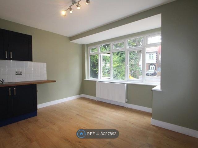 Cedars Road, Croydon CR0, Studio to rent, £950 pcm | PrimeLocation