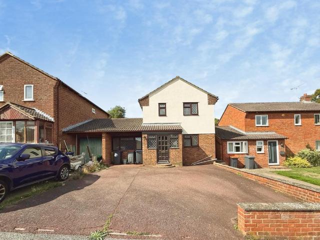 Cedarview, Kent CT2 6 bed terraced house to rent £2,370 pcm £547 pw
