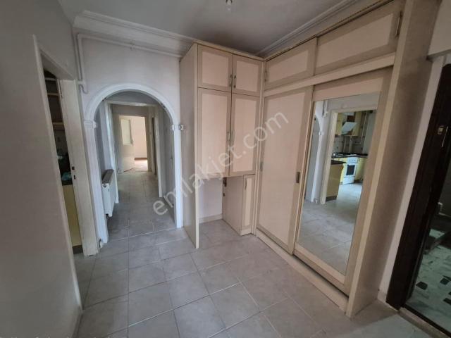 Cedit Mah. Tramvaya Yürüme Mesafesinde Geniş Kiralık 3+1