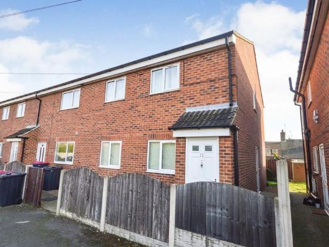 Cedric Court, Thurcroft, S66 2 bed flat to rent £700 pcm £162 pw