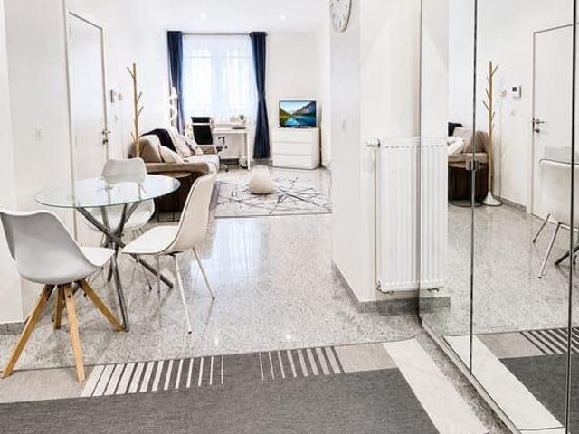 CEE Schuman: flat fully furnished, near EU bus NATO min.1Yr