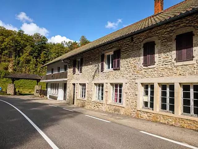 Ceignes 01430 Achat / Vente maison 28 pièces t28 parking