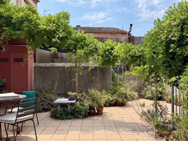 CEIGRUP TORRENT API: Casa adosada con gran potencial en el c. 434m² Torroella de Montgrí