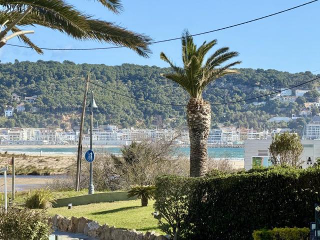 Ceigrup Torrent Api L'Estartit. Espectacular apartamento. 96m² L'estartit