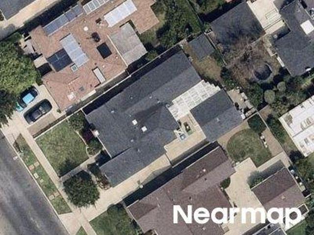 Ceilhunt Ave