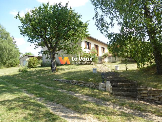 CEINTREY VOINEMONT, à 15 mn de NANCY. Maison 4 pièces 80 m2