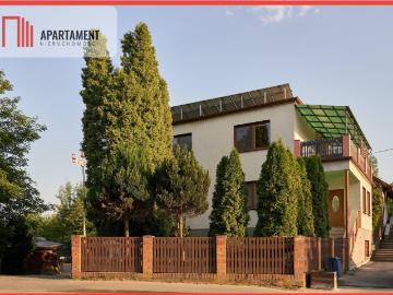 Kompleks 3 domów z warsztatem i fotowoltaiką w Cekcyniu
