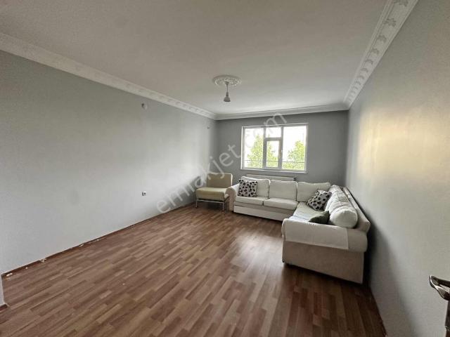 Celyan Avm Karşısı 3+1 Kiralık Daire