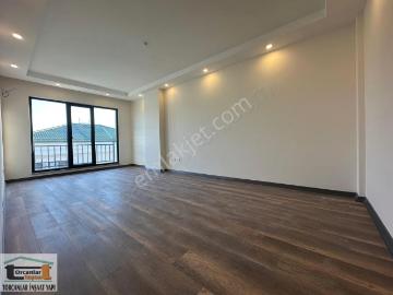 Celaliyede Havuz Manzaralı Sıfır Satılık 2+1 | Ebeveyn Banyolu