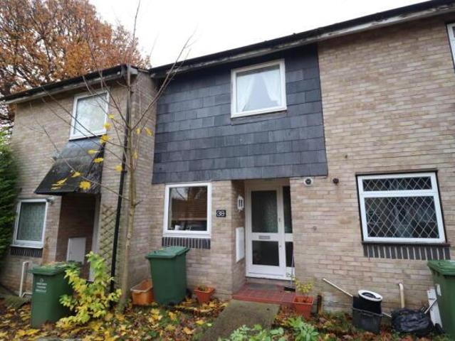 Celandine Close, Billericay 2 bed terraced house to rent £1,450 pcm £335 pw