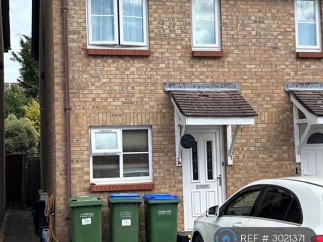 Celandine Avenue, Locks Heath. 2 bed semi detached house to rent £1,280 pcm £295 pw