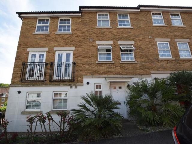 Celandine Drive, St Leonards On Sea TN38, 4 bed terraced house to rent, £1,650 pcm | PrimeLocation