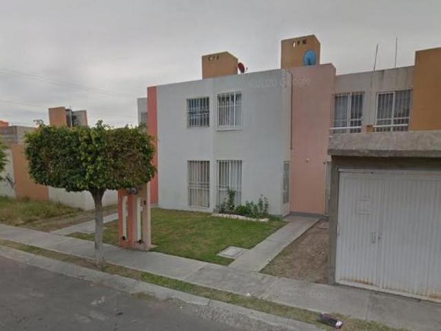 CELAYA, VALLE DE HUASCO, RESIDENCIAL DEL BOSQUE, 70M2