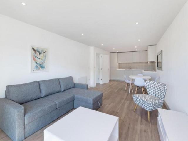 Celeste House, Beaufort Park, Caversham Road, Colindale, London NW9, 1 bed flat to rent, £1,950 pcm | PrimeLocation
