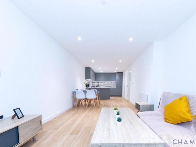Celeste House, 1 Caversham Road, NW9 4DT 2 bed flat to rent £2,396 pcm £553 pw