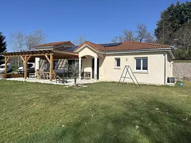 Celles sur Durolle 63250 Achat / Vente maison 3 pièces t3