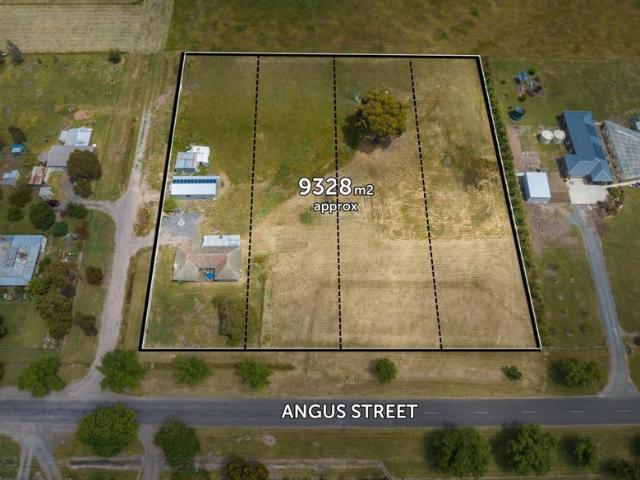 Certified 4 Lot Subdivision Approved or Your Country retreat with breath taking scenery. A 9328sqm approx. Allotment in Historic Clunes