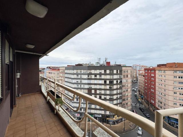 Cerca del Hospital Valdecilla