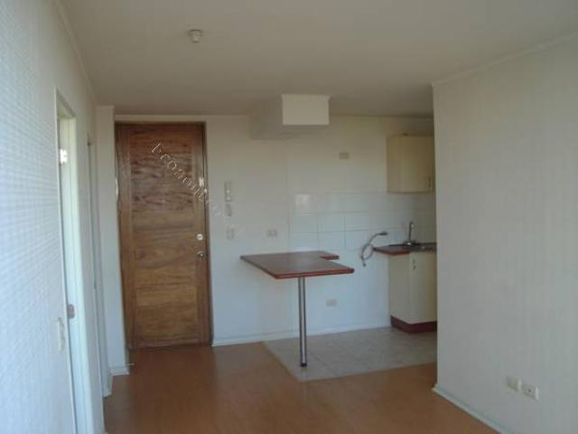 Cercanias Metro Toesca dpto 2dmts living y balcon