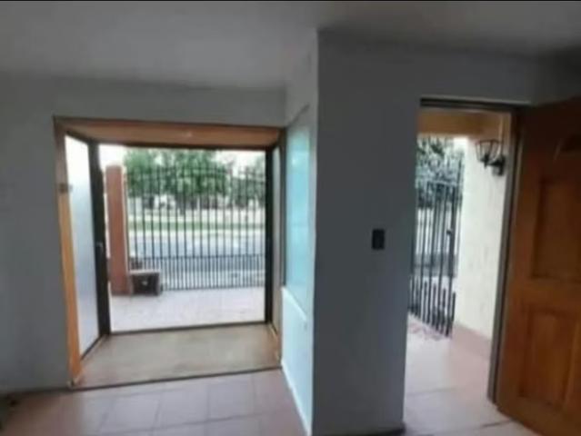Cercano a colegio nahuelcura y san alberto, jardín infantil montessori cumelén, centro de salud y más. 4 dormitorios por 3673.00 en Machalí