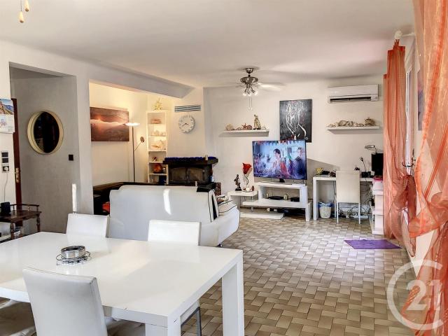 CERET 66400: Agréable Maison T4 d'environ 145m² de surfac. 144m² Céret