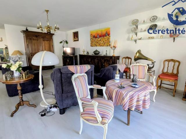 Céret Appartement de standing avec ascenseur 131m² Céret