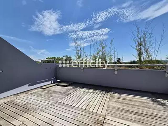 Cergy 95000 Achat / Vente appartement 3 pièces t3 au dernier étage balcon