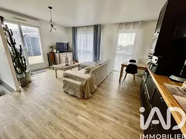 Cergy 95000 Achat / Vente appartement 3 pièces t3 au dernier étage parking