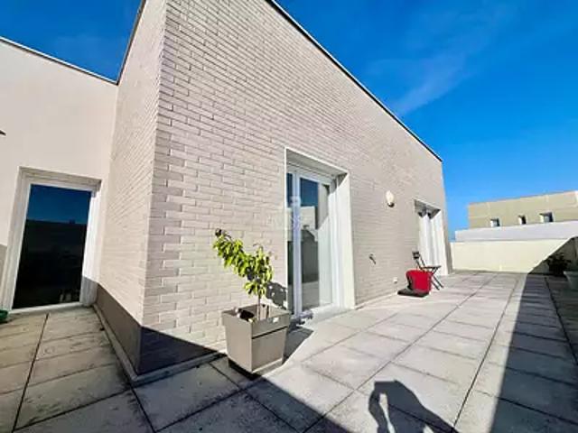 Cergy 95800 Achat / Vente appartement 5 pièces t5 au dernier étage terrasse
