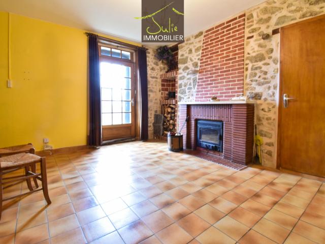 CERIZAY Maison de 45 m2 à rénover