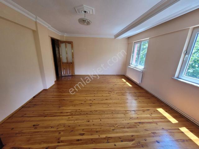 Cerrahi Hastanesine Yakın 3+1 150 M2 Kiralık Daire