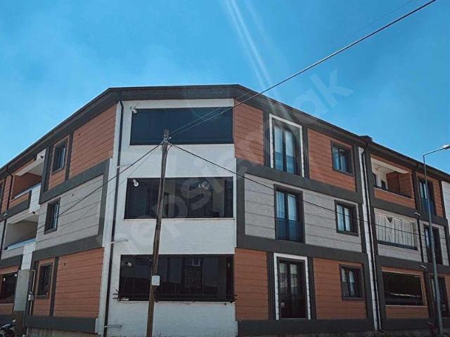 CERRAHIN EN GÜZEL SİTESİNDE SATILIK FIRSAT 3+1 DAİRE