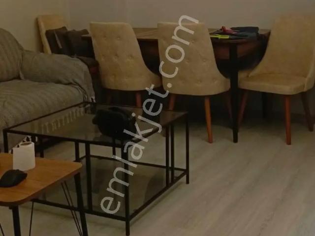 Cerrahpaşa Emlaktan Fatih Cerrahpaşa'da Otoparklı Ve Yenilenmiş Satılık 2+1 Daire