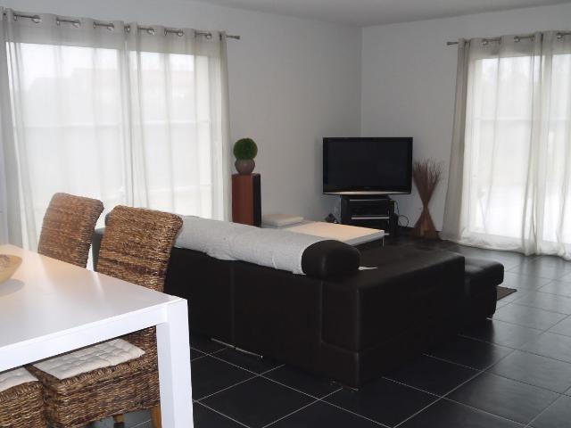 Cestas. A Louer Maison Contemporaine de Plain Pied – 4 Chambres – Terrain 1000 m²