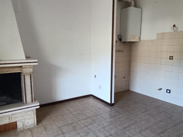 CESURE QUADRILOCALE IN AFFITTO
