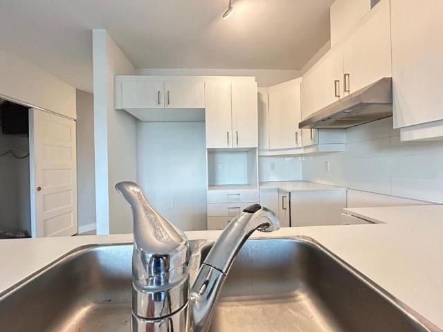 Cession de Bail Superbe Condo Locatif 4 1/2 Ste Dorothée Laval