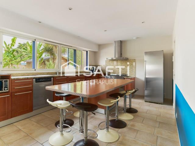CESSON SEVIGNE: Maison familiale 6 ch. 179 m² 179m² Cesson Sévigné