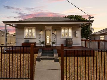 Cessnock, Narone Creek - Garden, Air conditioning
