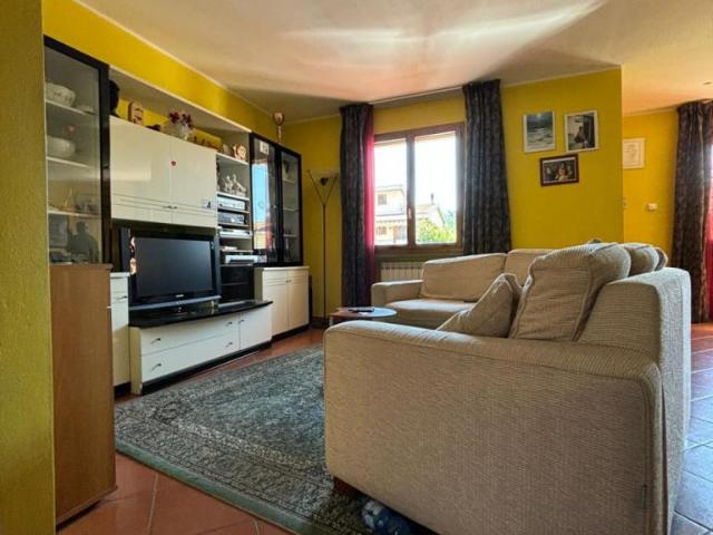CETINALE 6 vani 150mq