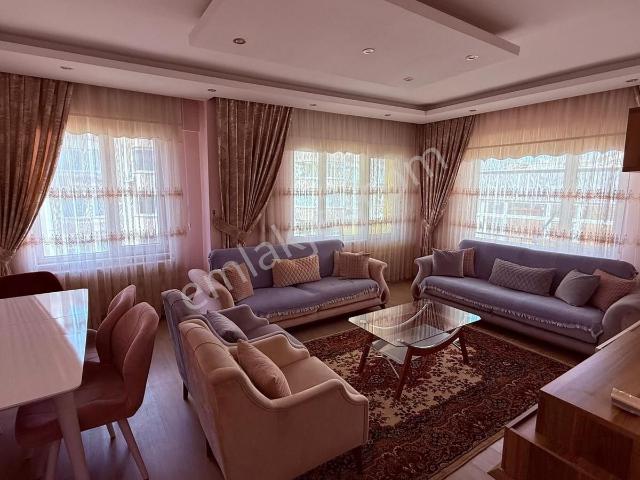 Cevatpaşa Mahallesi'nde Sıfır Eşyalı 3+1 Kiralık Daire