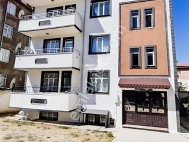 Cevdet Paşada Kat Mülkiyetli Satılık Müstakil Bina