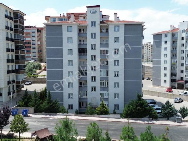 Cevherdudayev Mah.de 145 M² Kiracısı Hazır Satılık 3+1 Daire