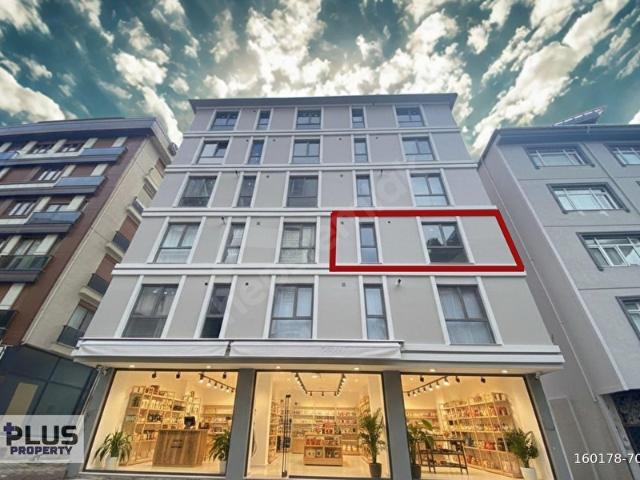 CEVİZLİ'DE HASTANEADLİYE DİBİNDE SIFIR BİNADA SATILIK LÜX 2+1