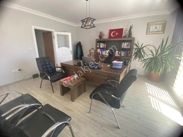 Cevizlide Adliyeye Yakın Satılık Arakat 2+1 Daire
