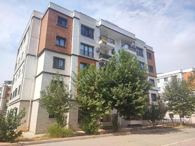 Cezaevi İle Araştırma Hastanesi Arasında 635 Tokide Kiralık 3+1 Daire